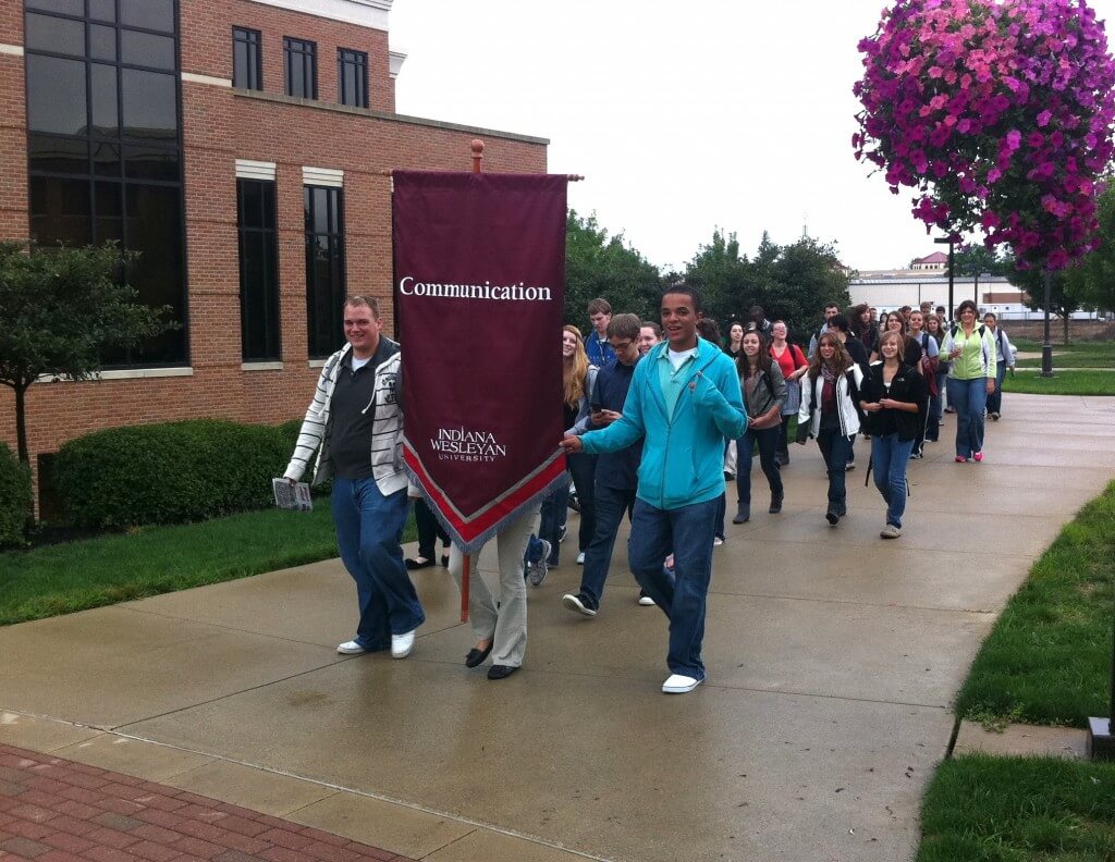 Com Majors March to the Academic Convocation