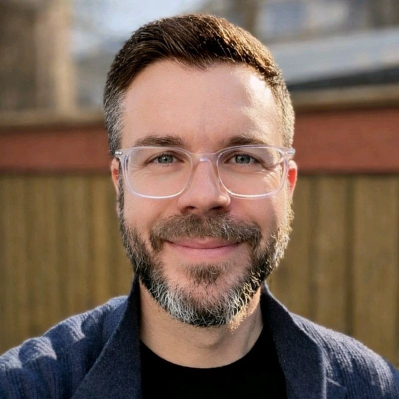 Steven Keil Headshot