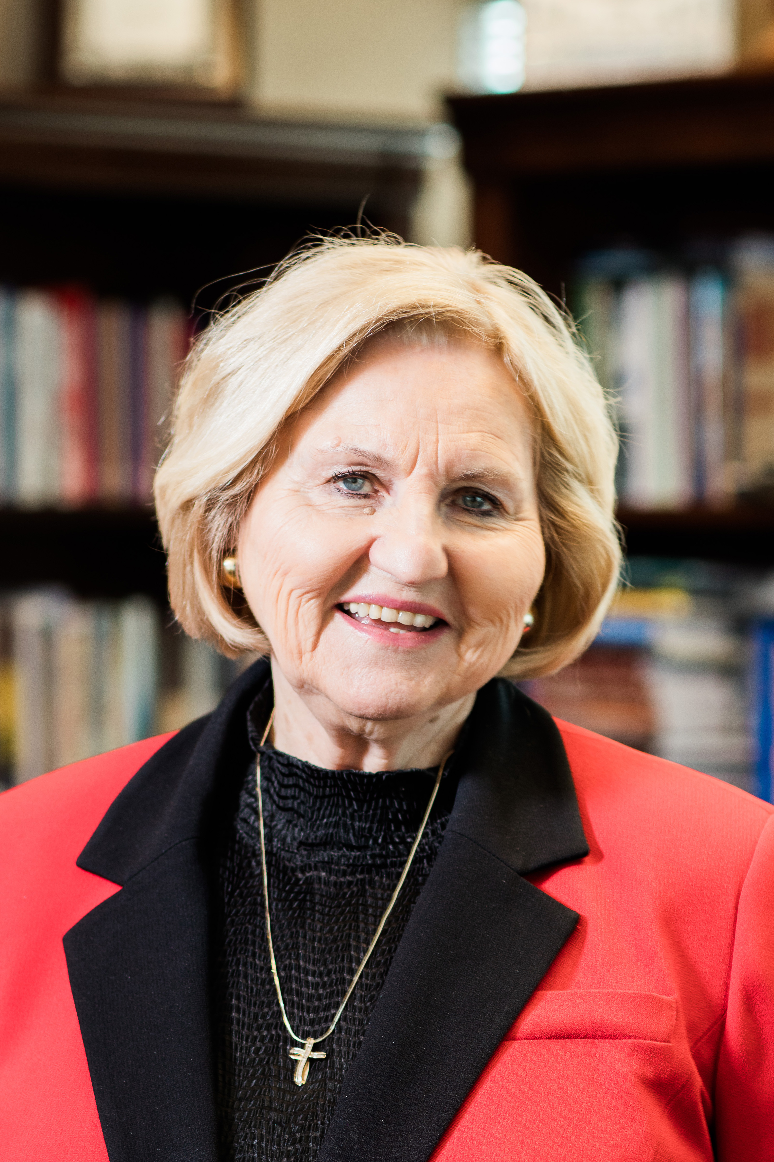 Dr. Jo Anne Lyon photo