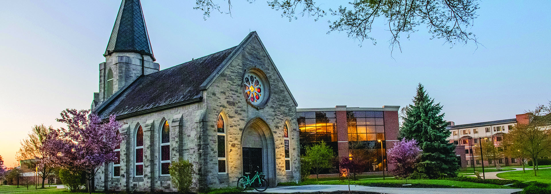 IWU Students Take the Prayer Challenge