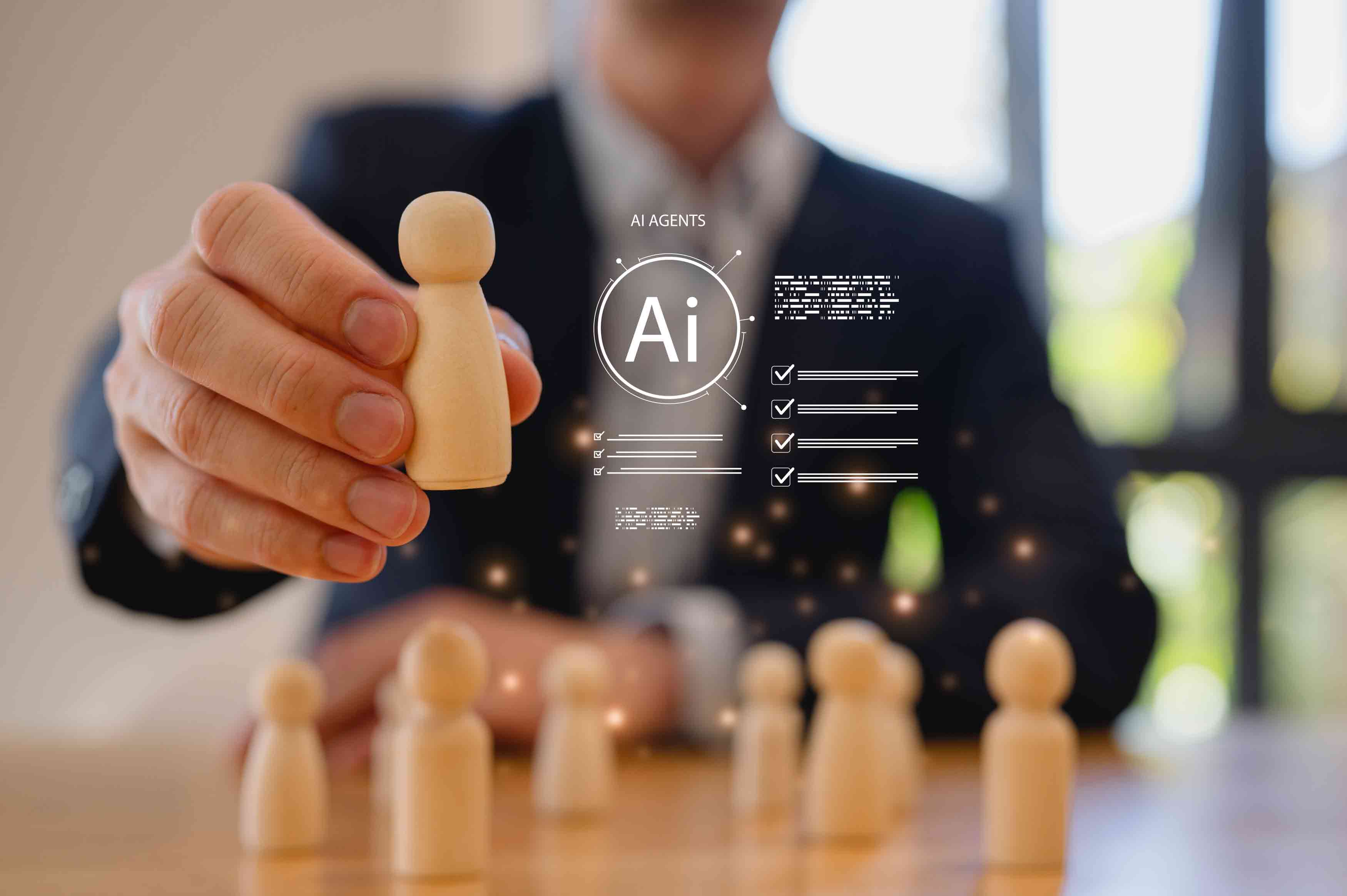 HR Analytics vs. Traditional Human Resources: Which Career Path Fits You Best?
