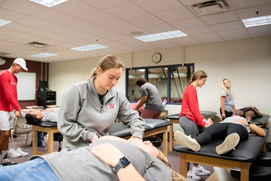 Pre-Health Care students in an Athletic Training class